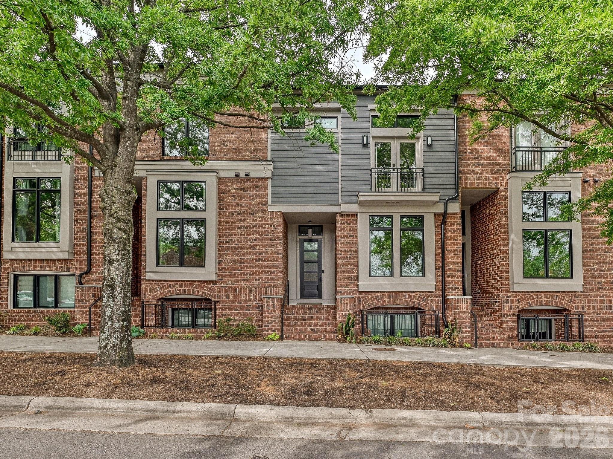 432 E 33rd Street Charlotte NC 28205