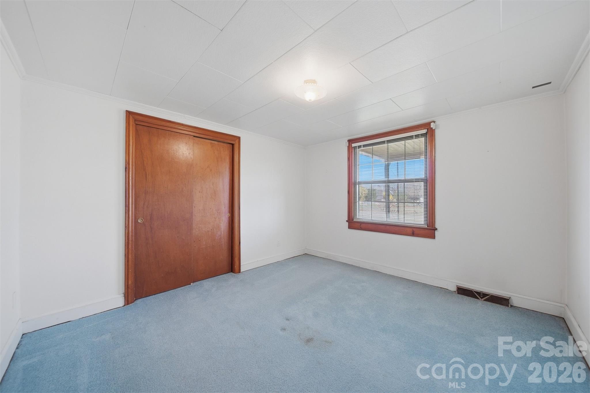 2421 35th Street Court NE Hickory NC 28601
