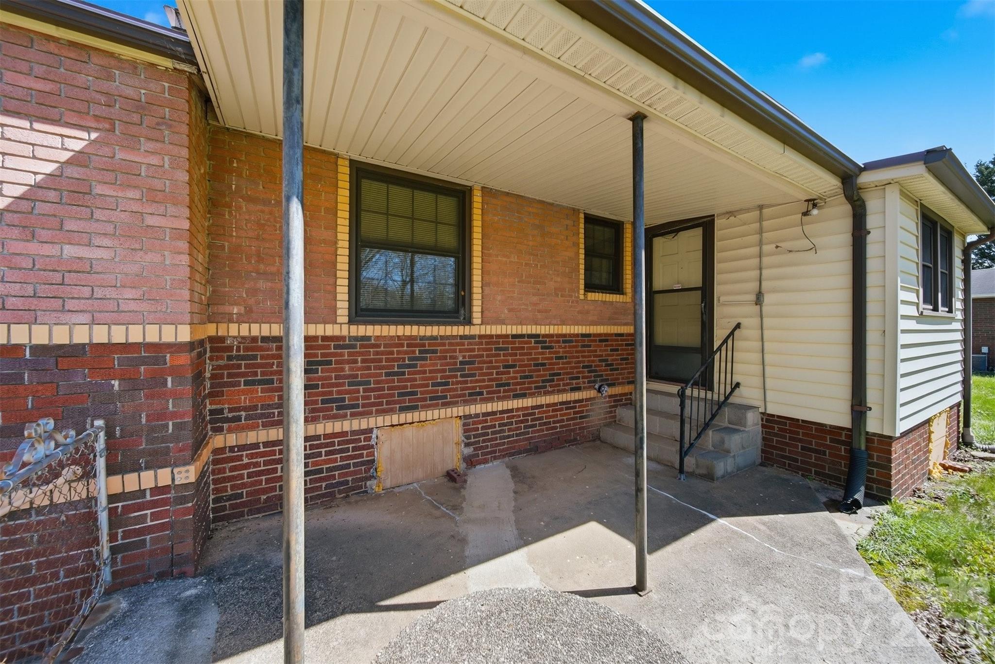2421 35th Street Court NE Hickory NC 28601