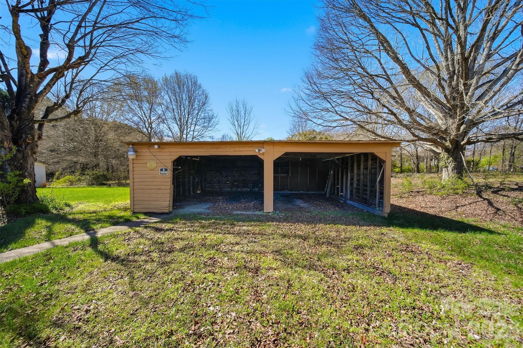 2421 35th Street Court NE Hickory NC 28601