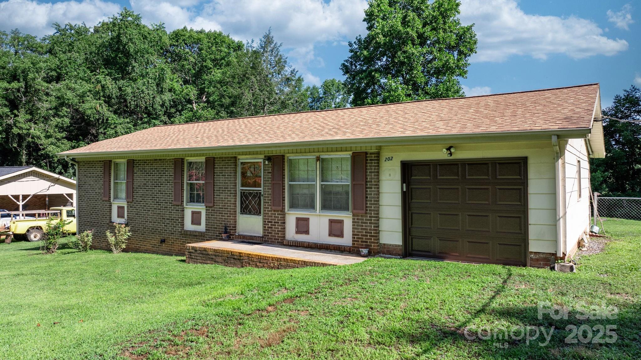 202 Edgewood Circle Morganton NC 28655