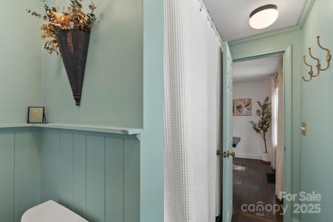 31 Massey Road Asheville NC 28804