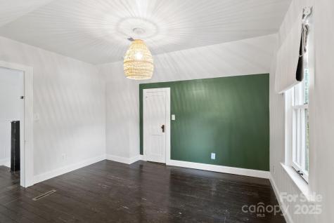 31 Massey Road Asheville NC 28804