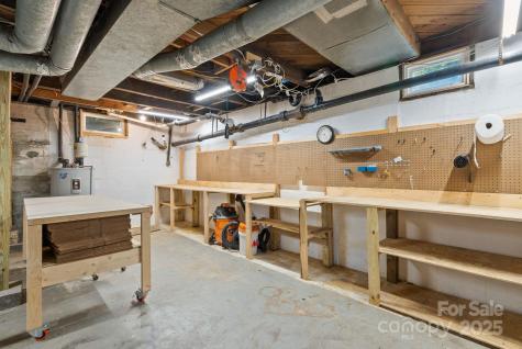 31 Massey Road Asheville NC 28804