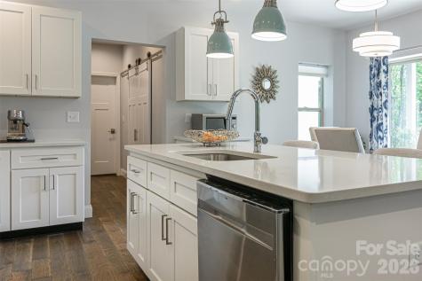 151 Unoga Court Brevard NC 28712