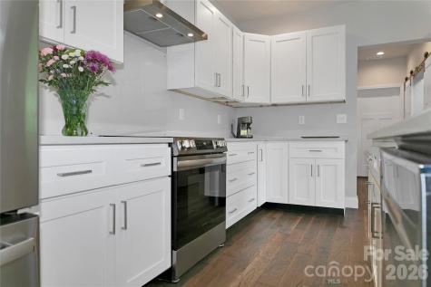 151 Unoga Court Brevard NC 28712