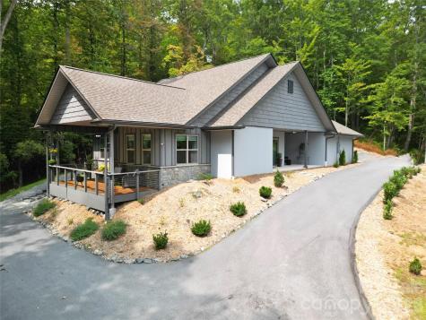 151 Unoga Court Brevard NC 28712