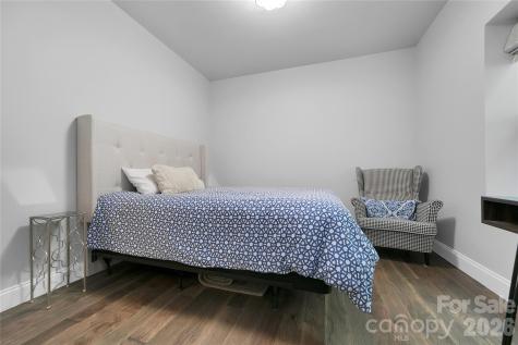 151 Unoga Court Brevard NC 28712