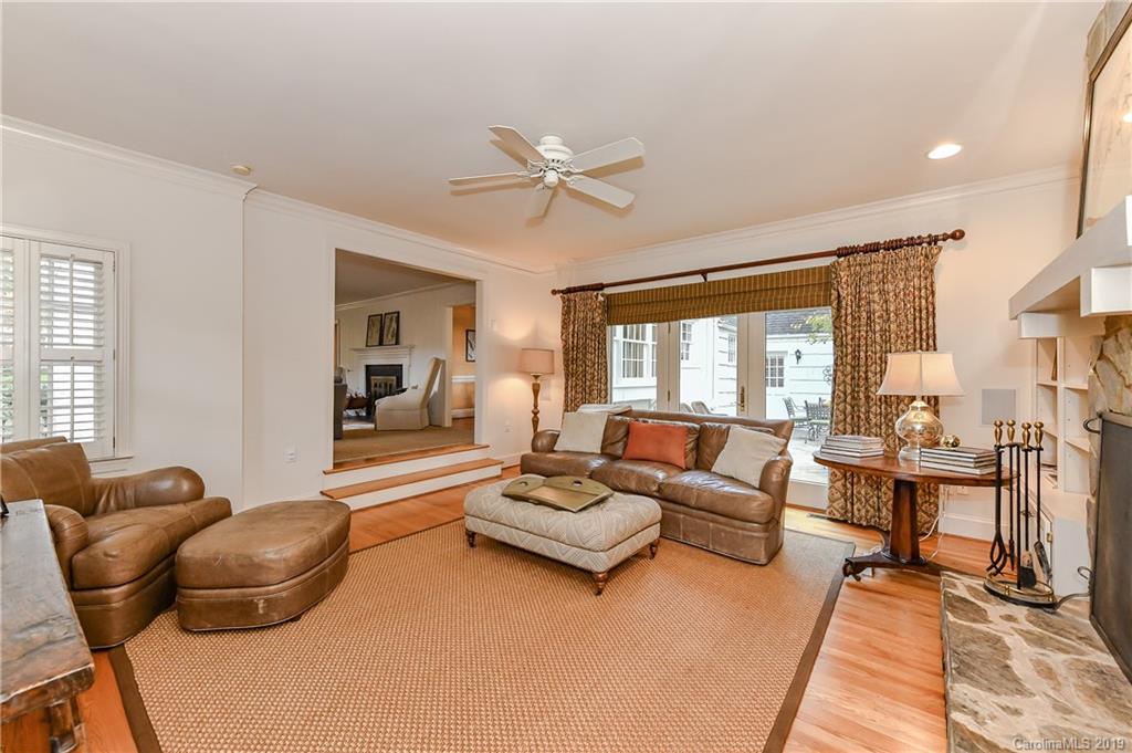 2001 Sharon Avenue Charlotte NC 28211