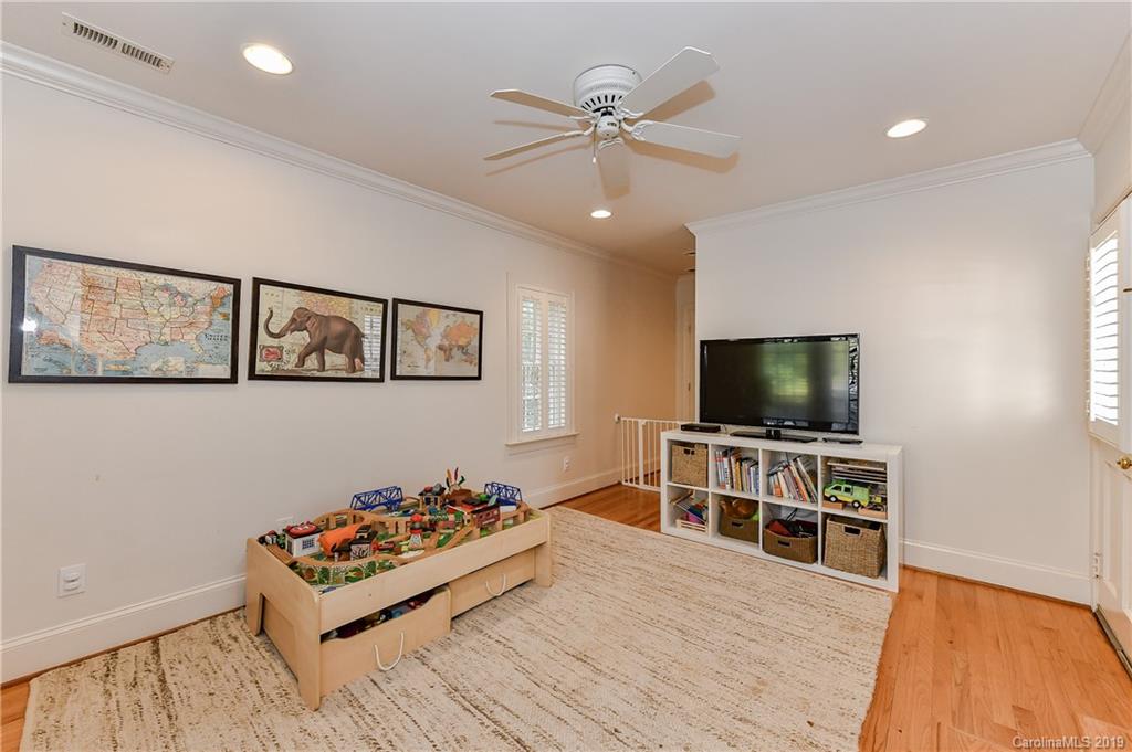 2001 Sharon Avenue Charlotte NC 28211