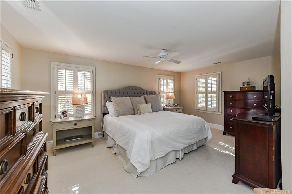 2001 Sharon Avenue Charlotte NC 28211