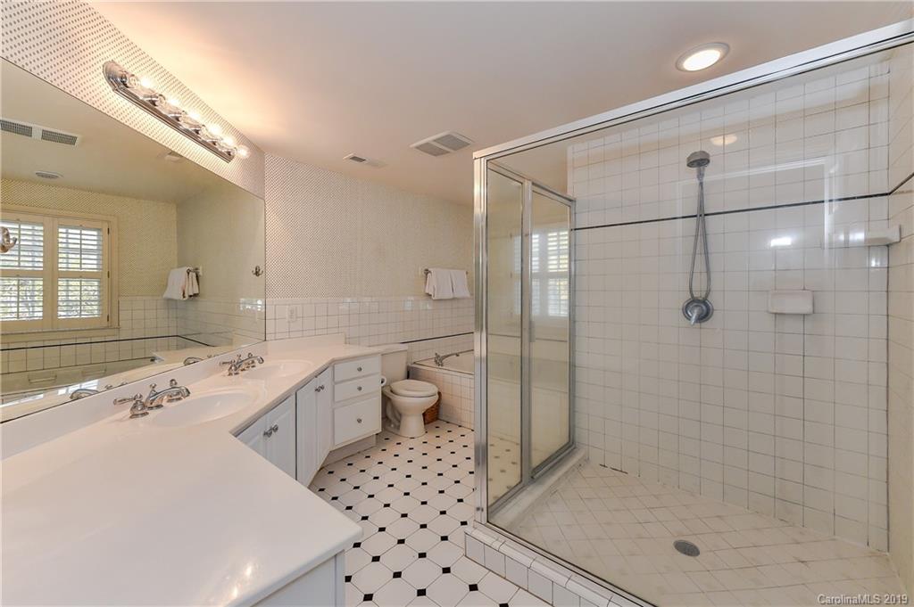 2001 Sharon Avenue Charlotte NC 28211