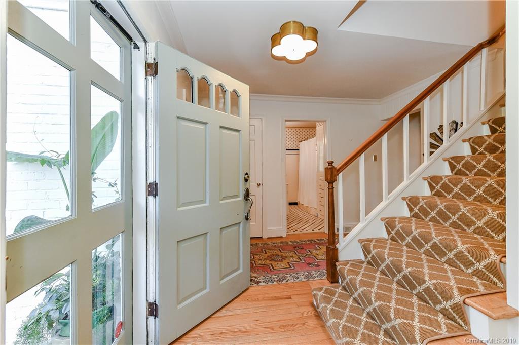 2001 Sharon Avenue Charlotte NC 28211