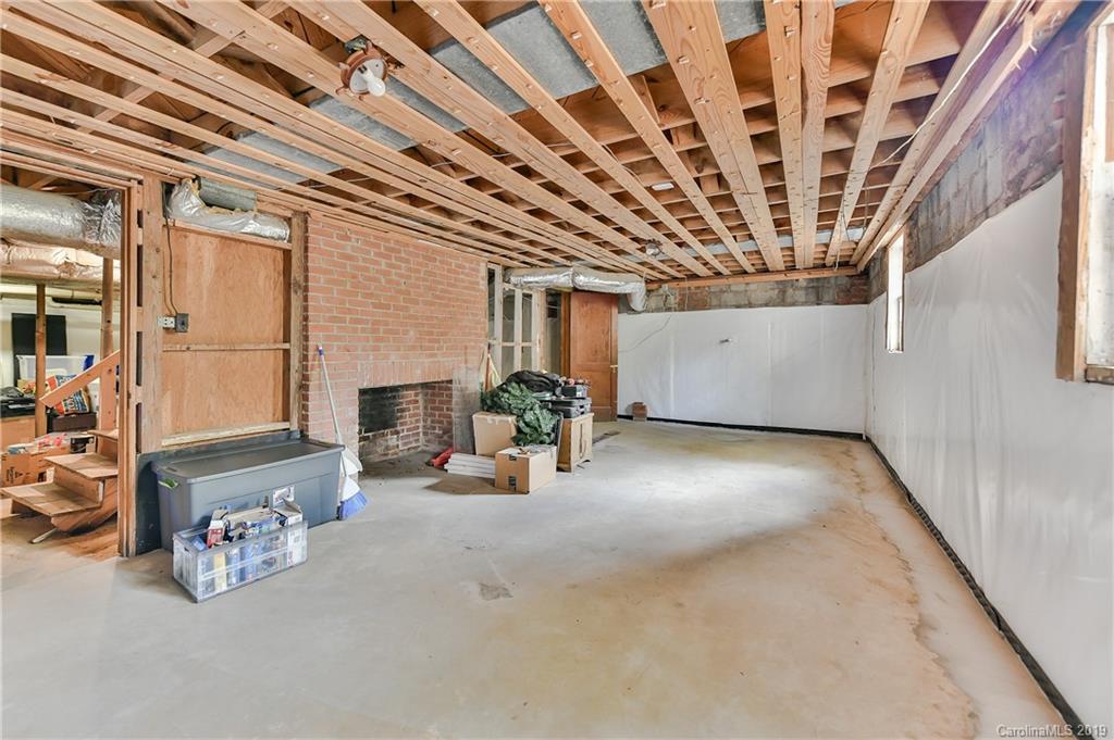 2001 Sharon Avenue Charlotte NC 28211