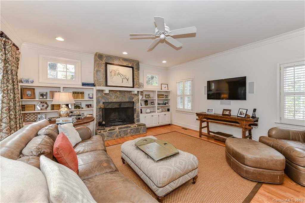 2001 Sharon Avenue Charlotte NC 28211