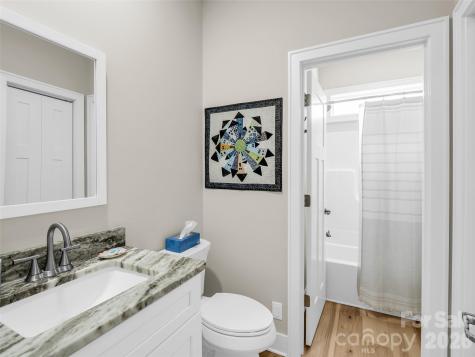 221 Millbrae Loop Hendersonville NC 28791