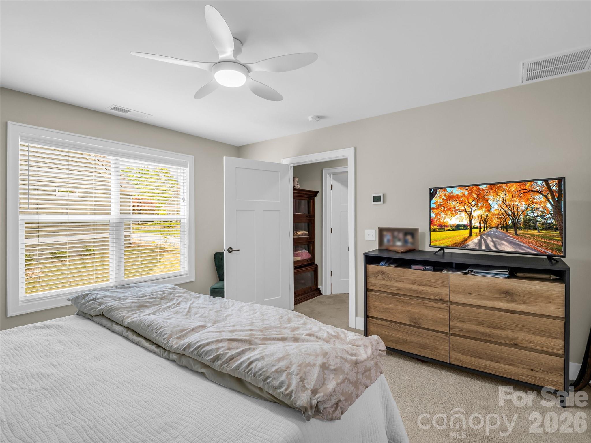 221 Millbrae Loop Hendersonville NC 28791