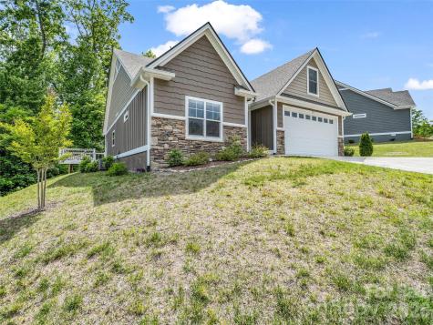 221 Millbrae Loop Hendersonville NC 28791