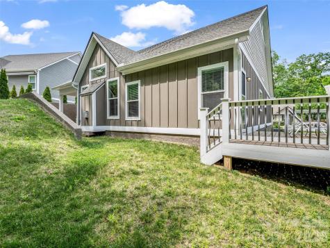221 Millbrae Loop Hendersonville NC 28791