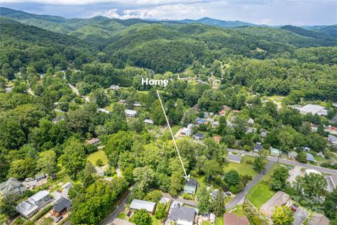 27 Curlee Street Brevard NC 28712