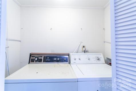 27 Curlee Street Brevard NC 28712