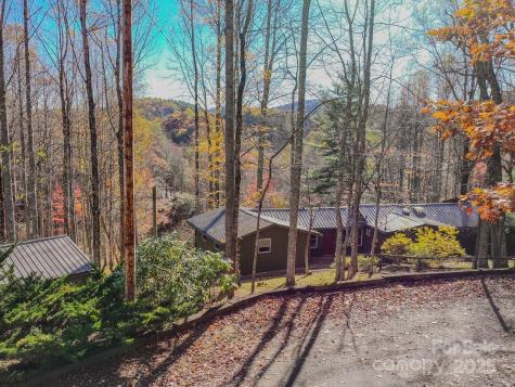 2626 Dendy Orchard Road Highlands NC 28741
