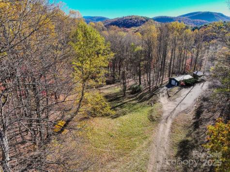 2626 Dendy Orchard Road Highlands NC 28741