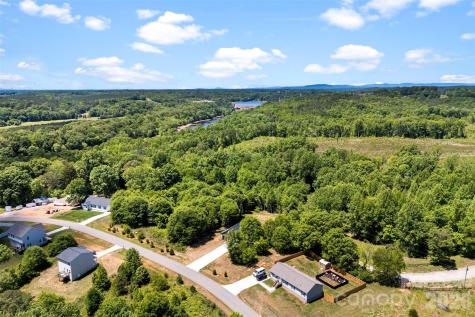 128 Slate Drive Statesville NC 28625
