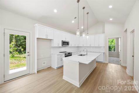 128 Slate Drive Statesville NC 28625