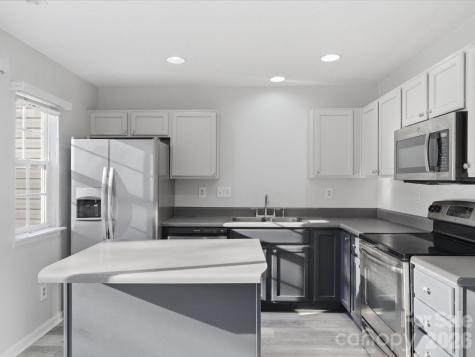 2940 Mayer House Court Charlotte NC 28214