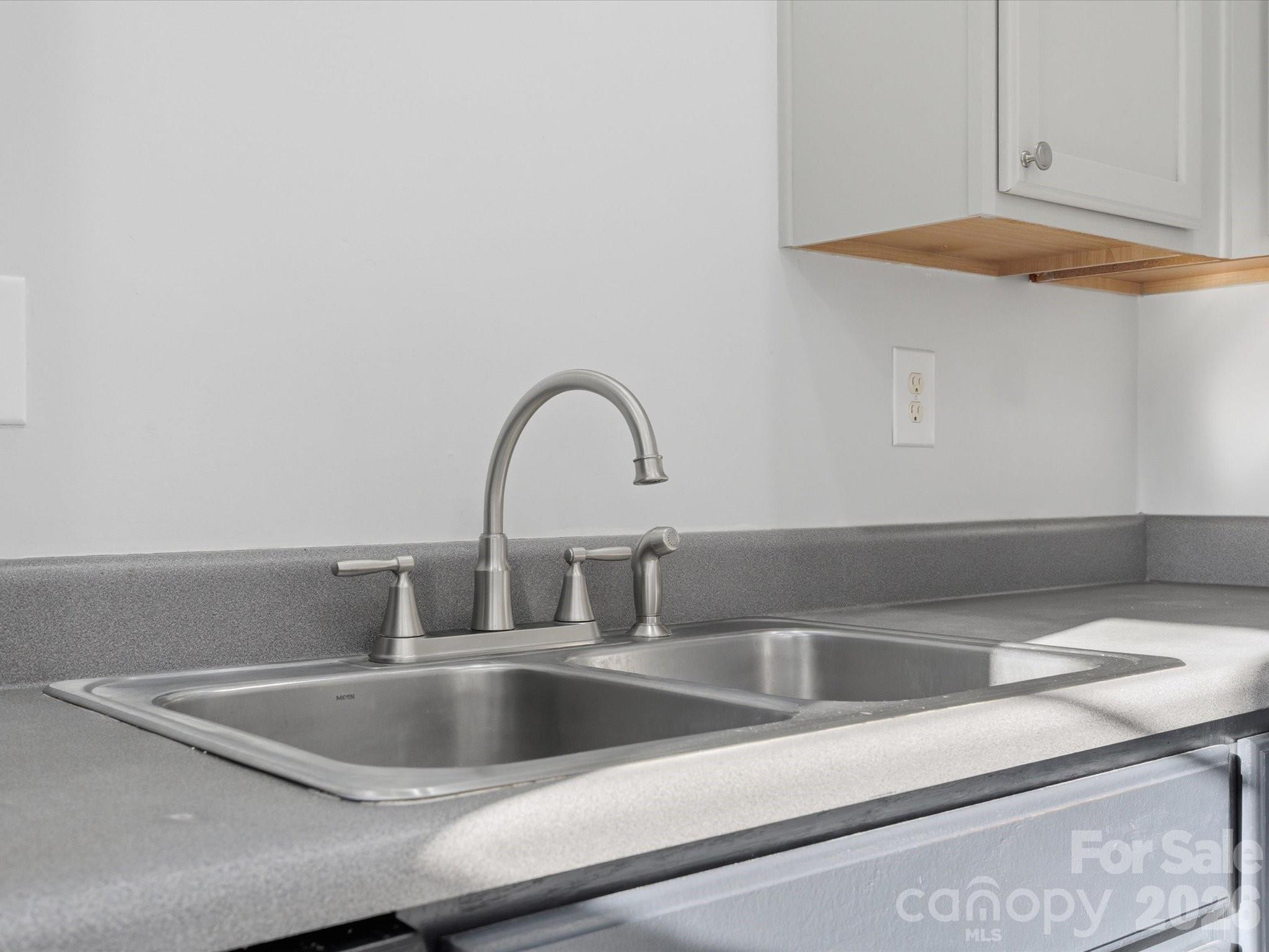 2940 Mayer House Court Charlotte NC 28214