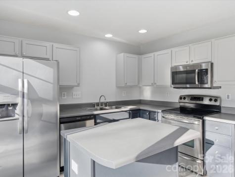 2940 Mayer House Court Charlotte NC 28214