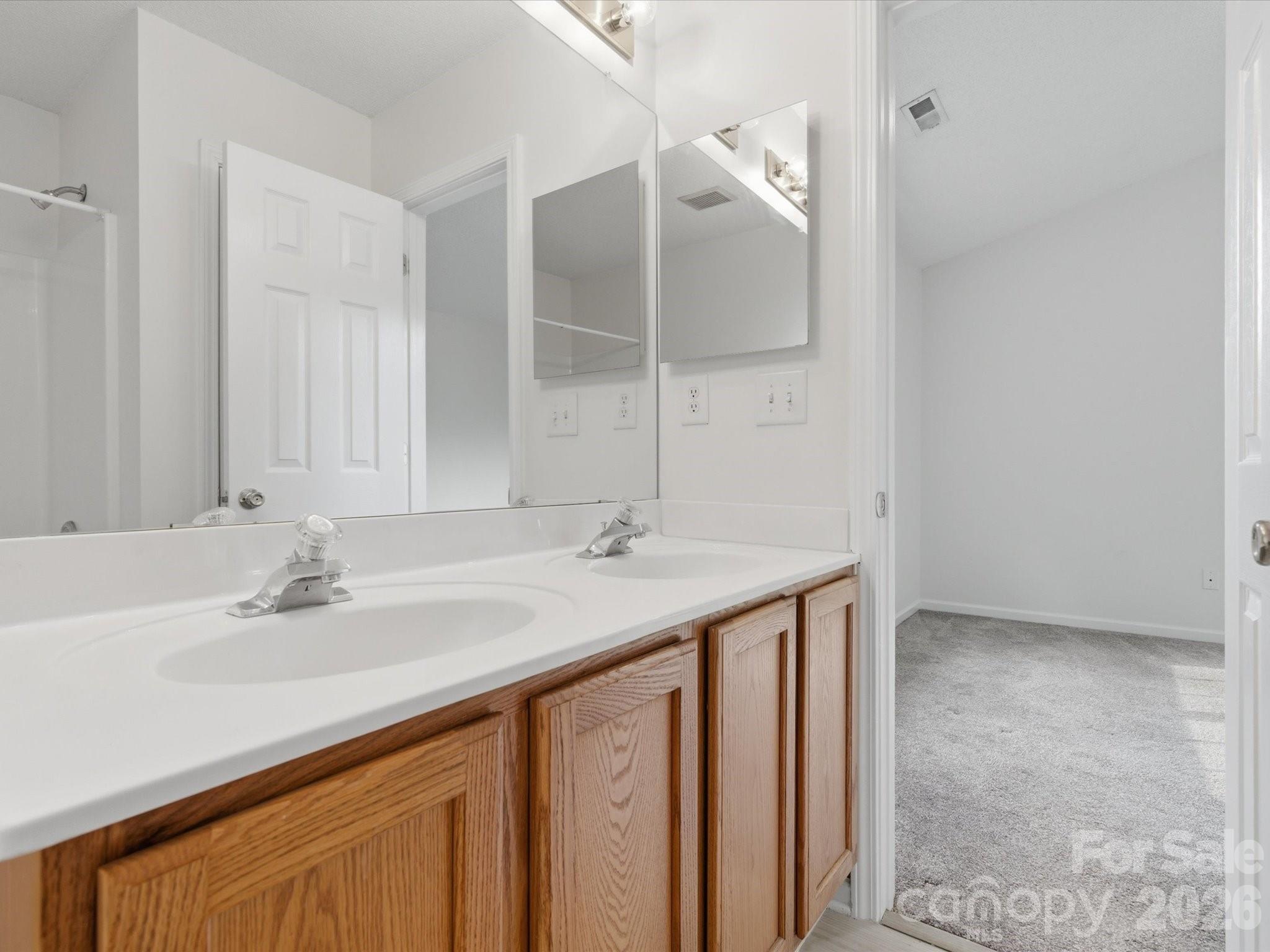 2940 Mayer House Court Charlotte NC 28214