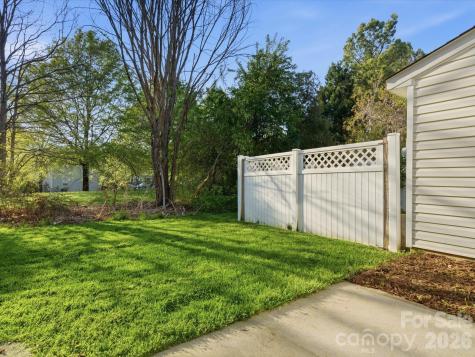 2940 Mayer House Court Charlotte NC 28214