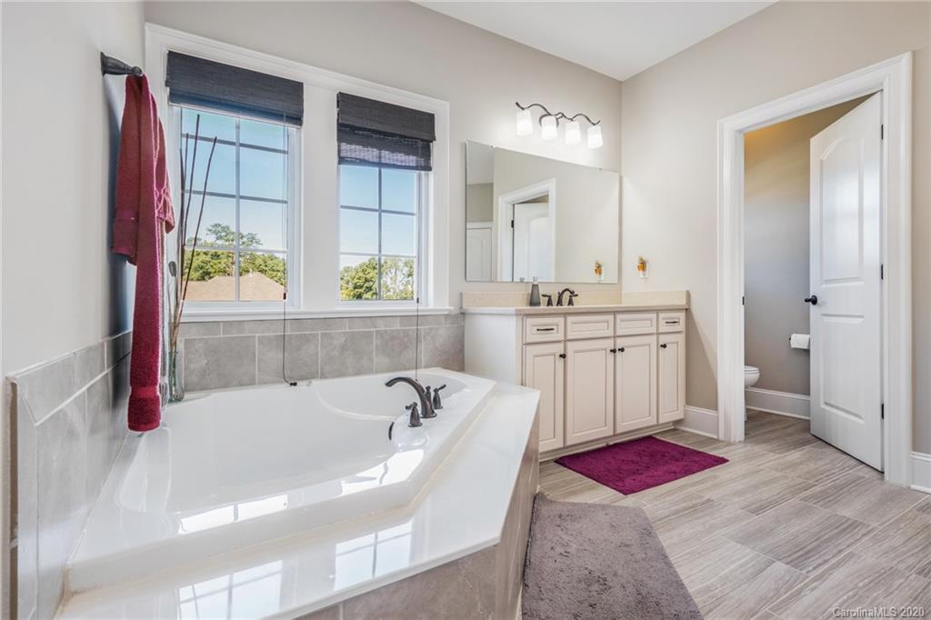 16511 Flintrock Falls Lane Charlotte NC 28278