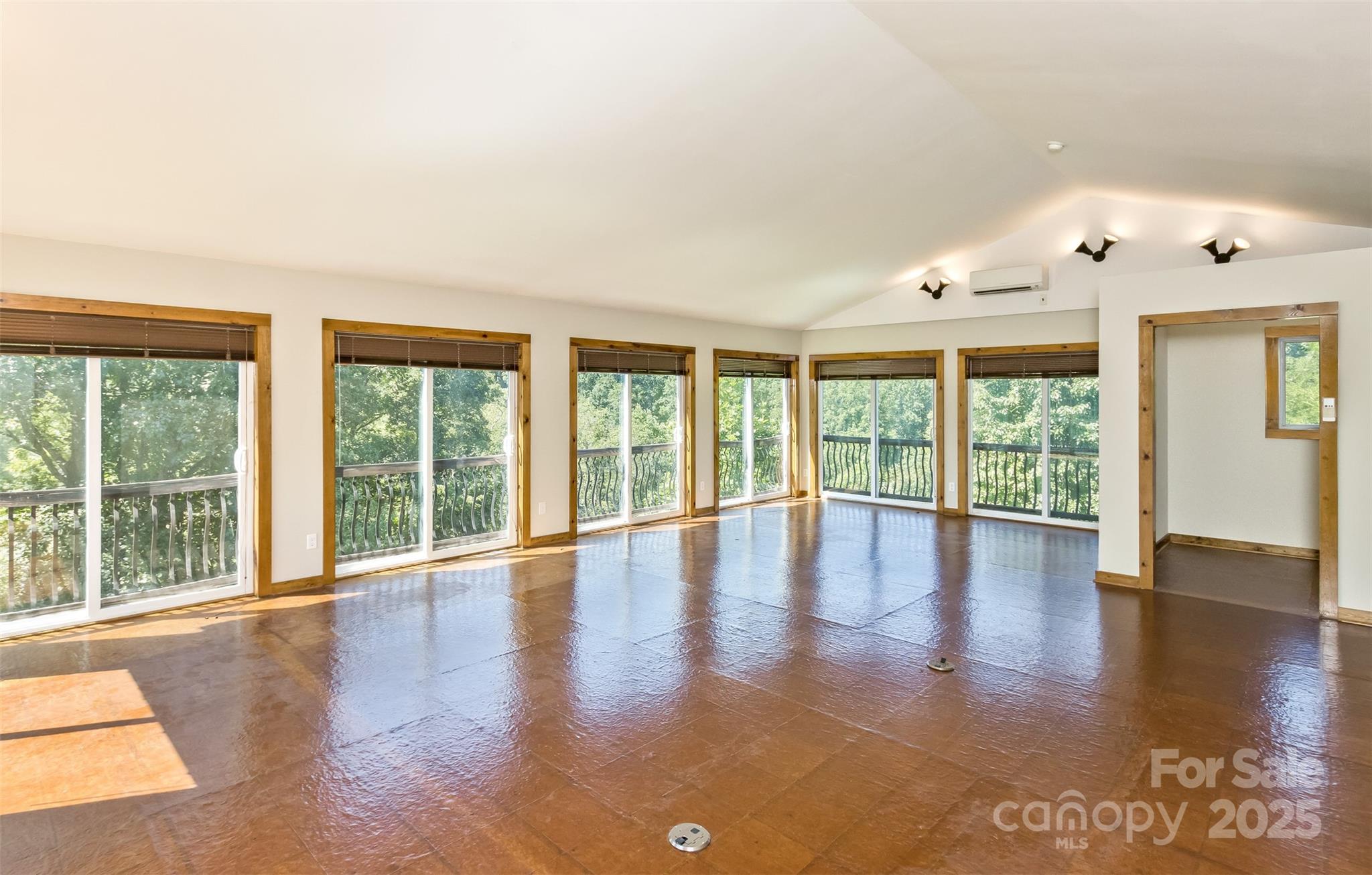 117 Old Dairy Drive Leicester NC 28748