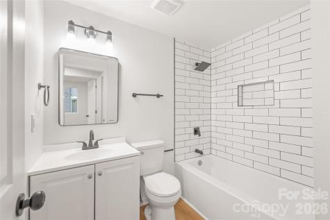 8412 Strider Drive Charlotte NC 28212
