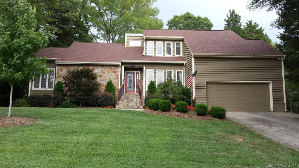 4008 Woodfox Drive Charlotte NC 28277