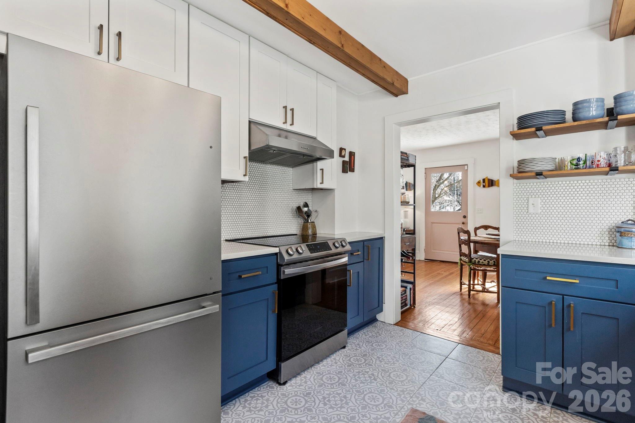 83 Arlington Street Asheville NC 28801