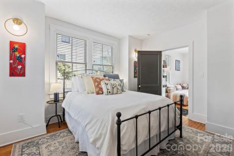 83 Arlington Street Asheville NC 28801