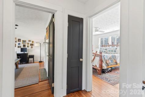 83 Arlington Street Asheville NC 28801