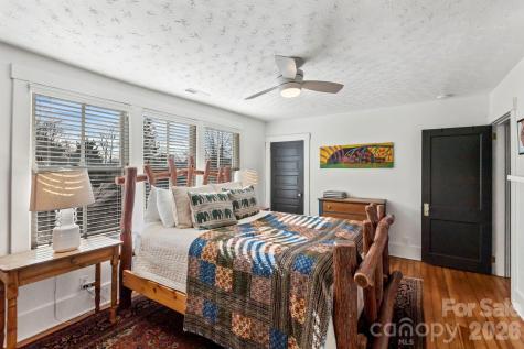 83 Arlington Street Asheville NC 28801