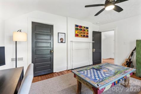 83 Arlington Street Asheville NC 28801
