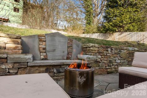 83 Arlington Street Asheville NC 28801