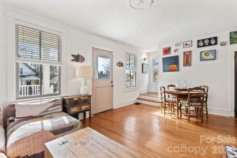 83 Arlington Street Asheville NC 28801