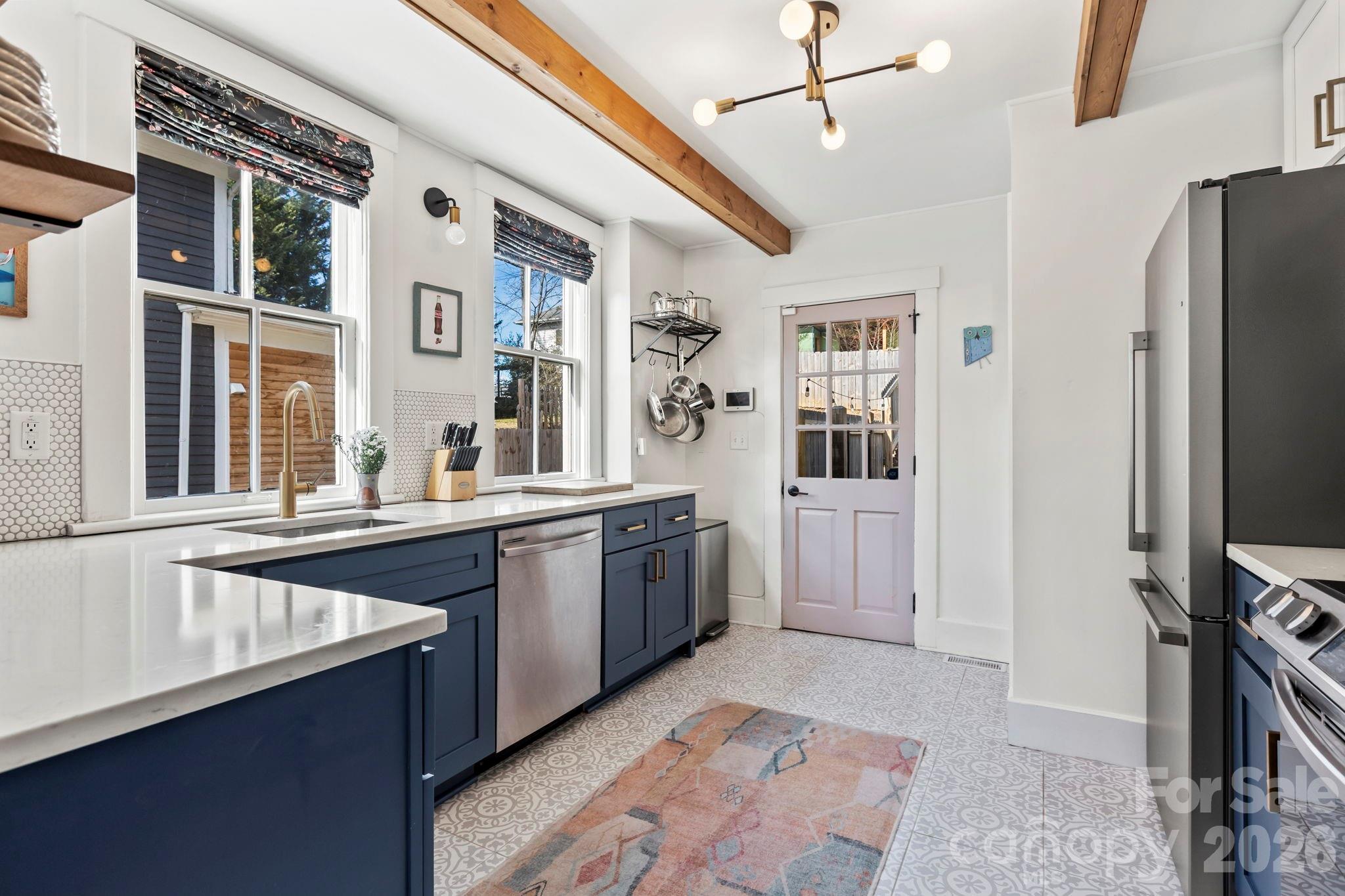 83 Arlington Street Asheville NC 28801