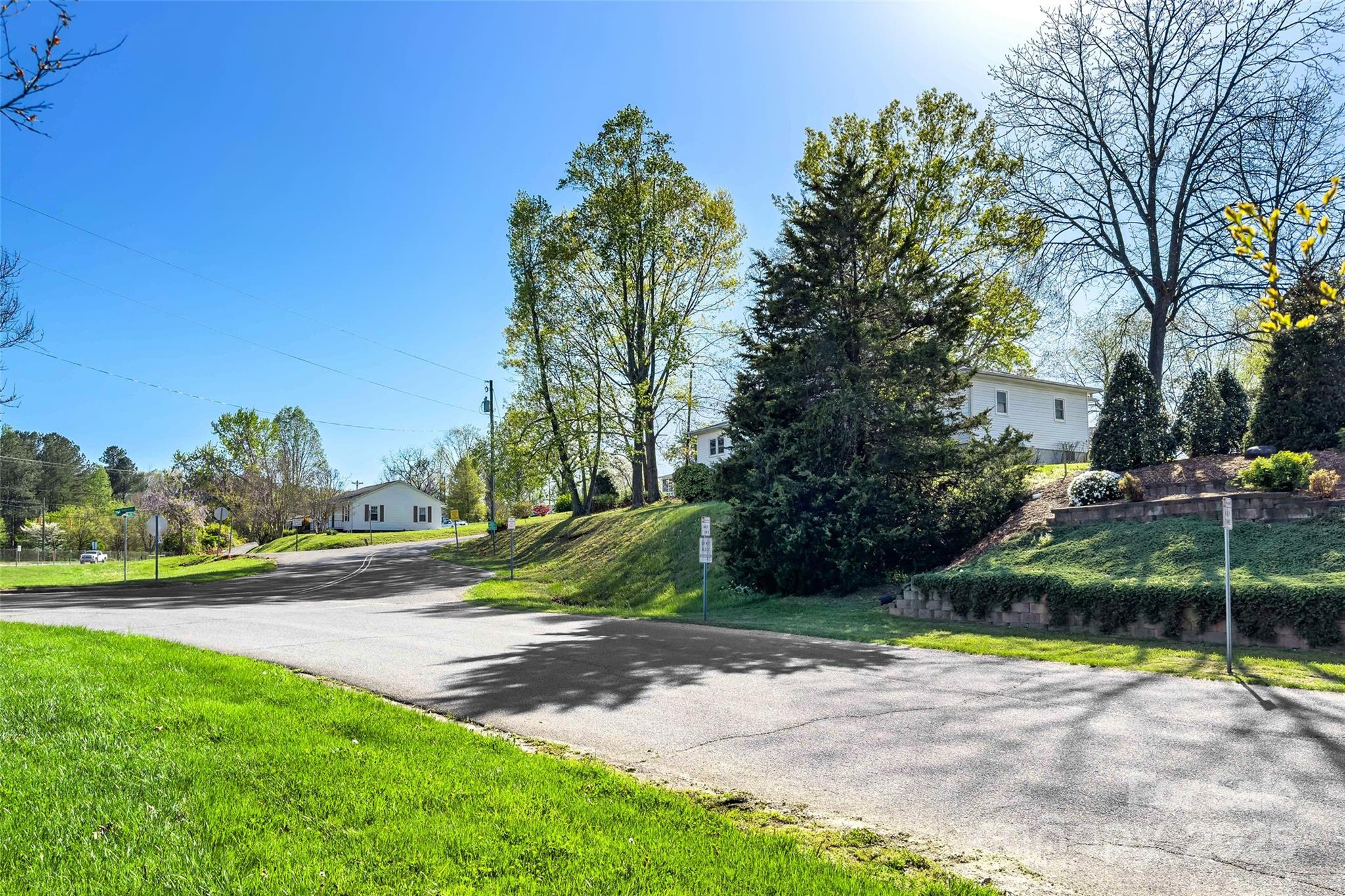 36 & 50 Catawba Avenue Marion NC 28752