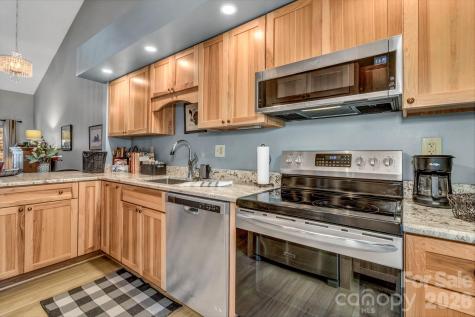 103 Cimarron Drive Asheville NC 28803