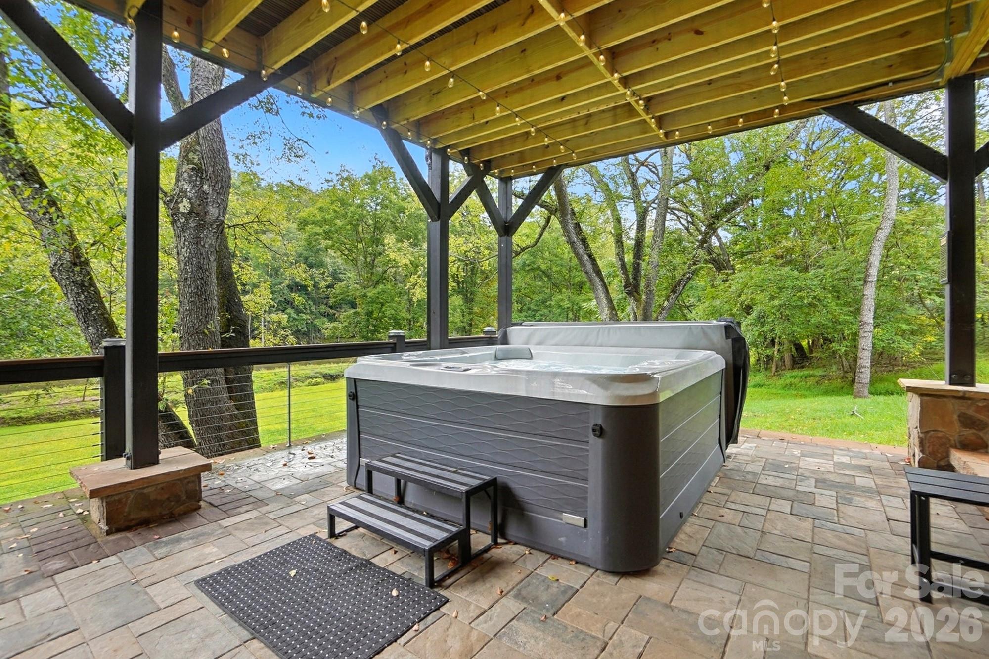 727 Riverwind Drive Lansing NC 28643