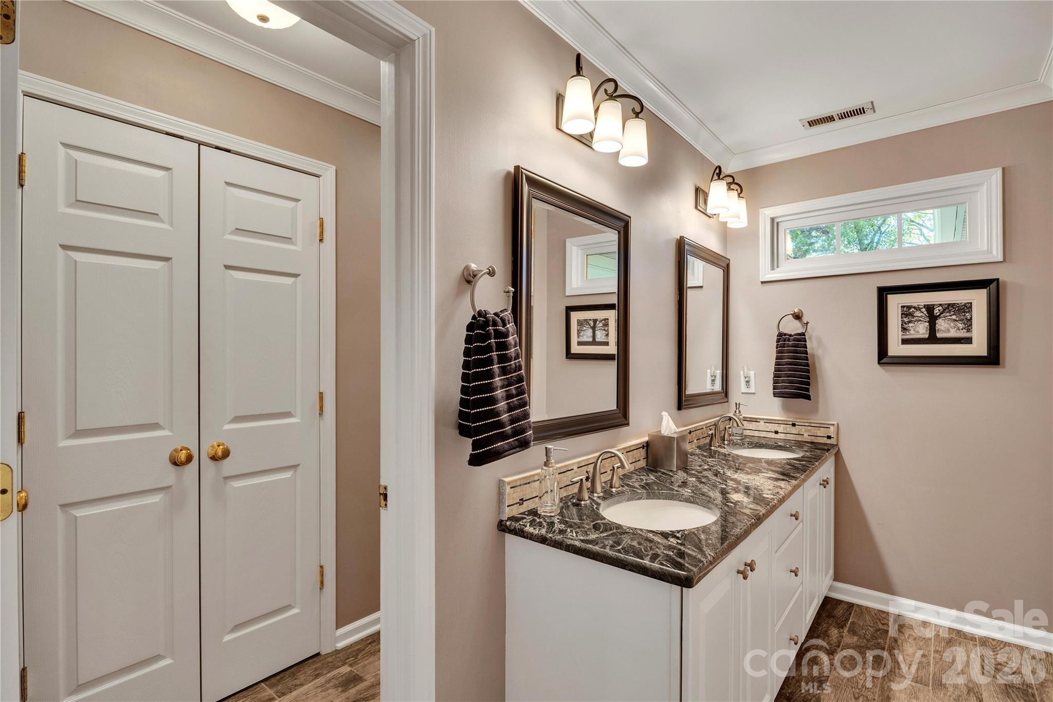 5709 Woodridge Court NW Concord NC 28027